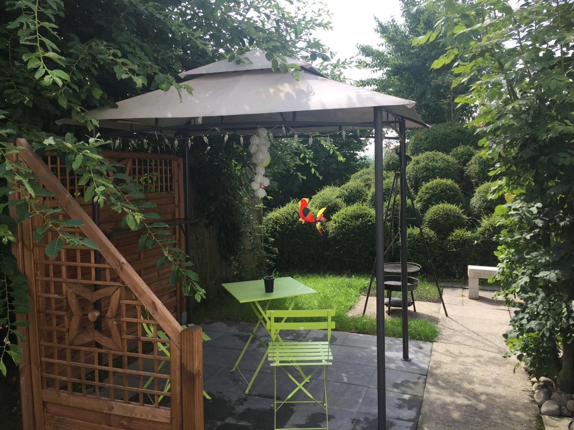 Joline Private Guest Apartment Just Feel At Home Jens エクステリア 写真